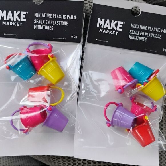 Make Market Miniature Plastic Bucket's Pails For Dollhouse, Bundle Lot New! - Picture 3 of 7